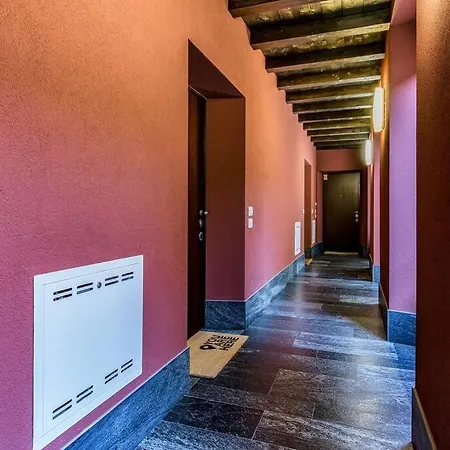 Lägenhet Incantevole-a Due Passi Dal Lago *